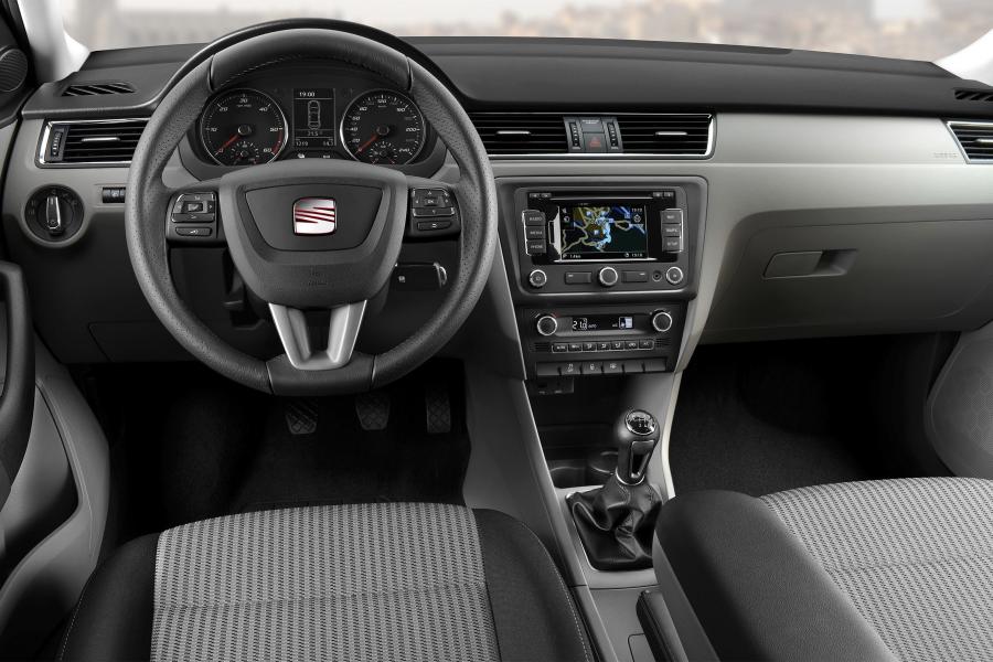  Seat Toledo 2012 года  (фото 25 из 46)